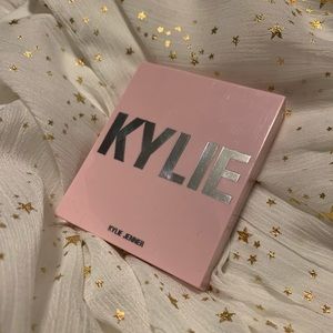 Kylie Cosmetics Princess Please Highlighter